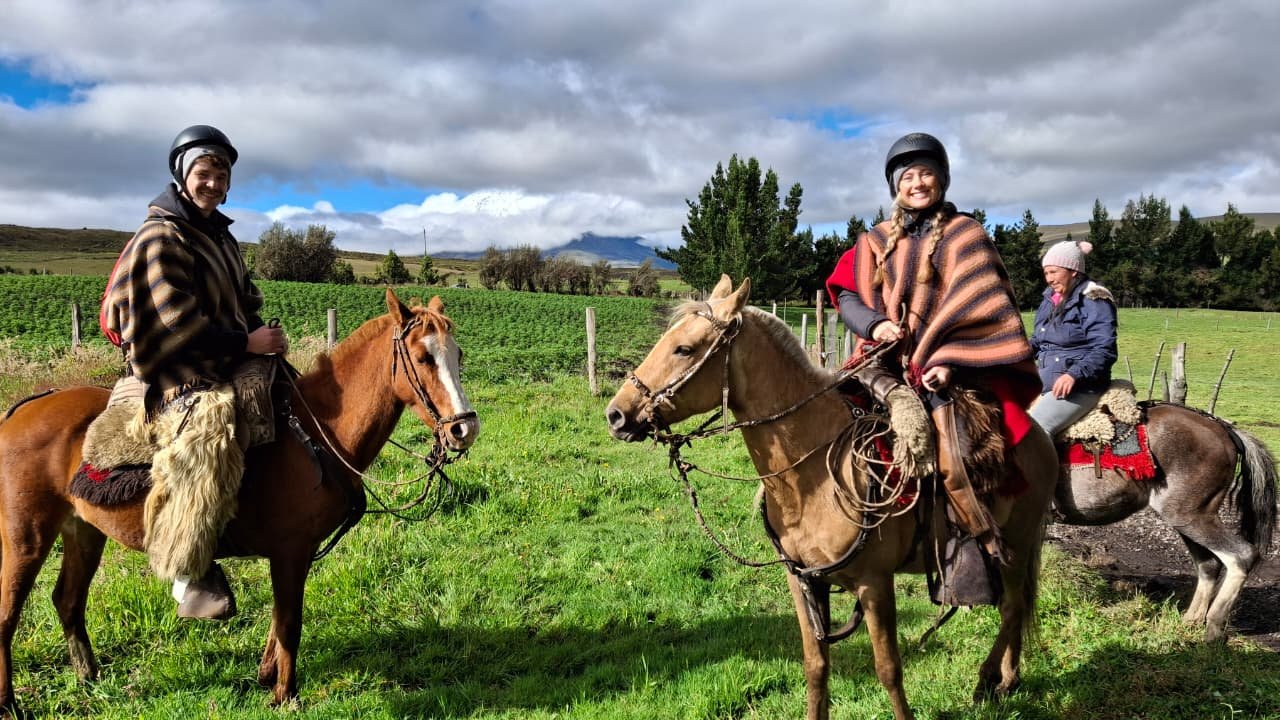 Cotopaxi horse tour with volcano views
